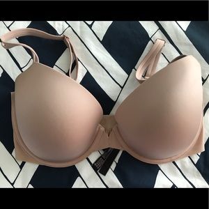 Victoria’s Secret lined Demi nude bra 34DDD.  NWOT